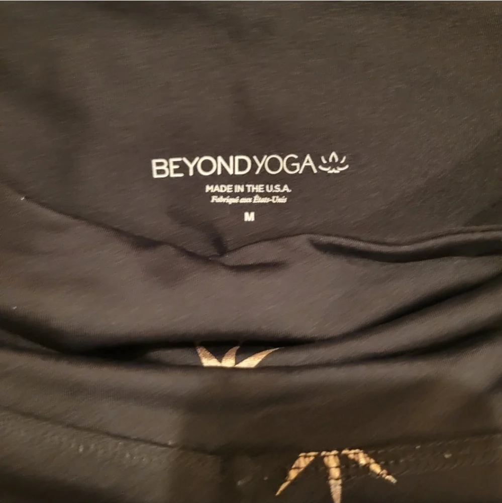 Beyond Yoga Women's Activewear Bundle Leggings & Top Mixed Sizes & Styles - Picture 10 of 16